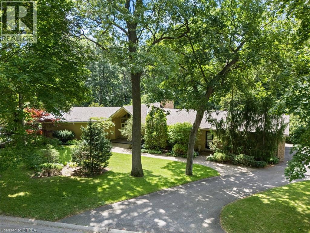 7 GAYWOOD Gardens