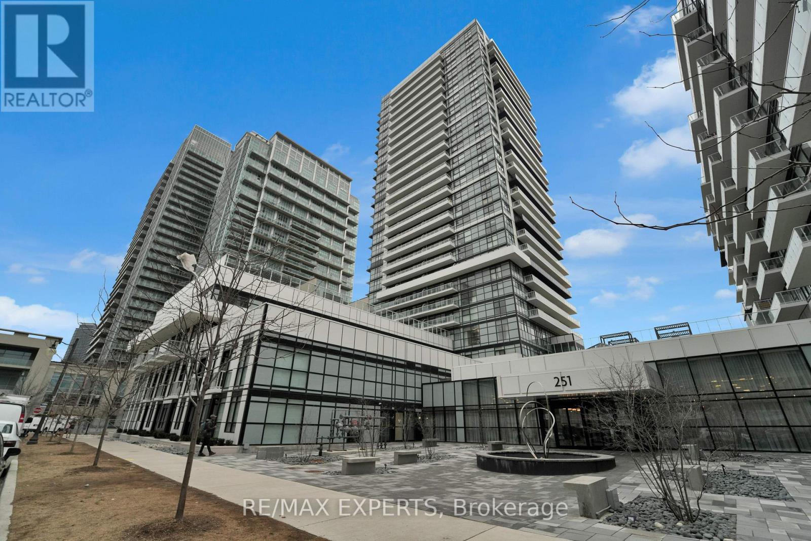 1504 - 251 MANITOBA STREET