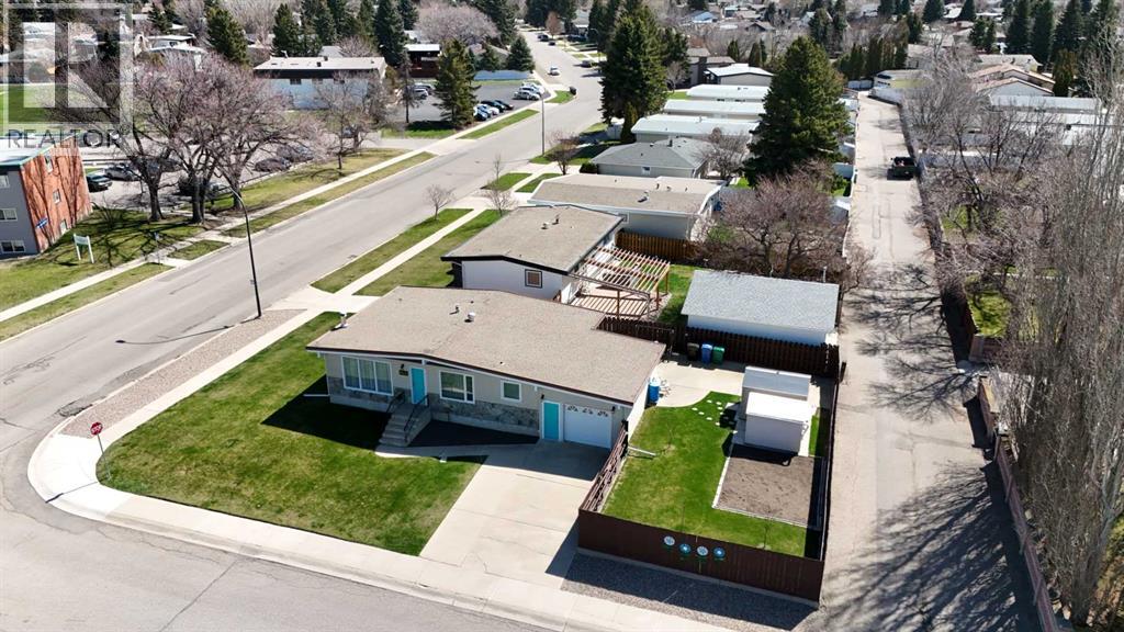 1507 Ashgrove Road S