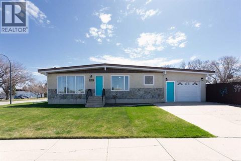 1507 Ashgrove Road S Lethbridge AB T1K3L9