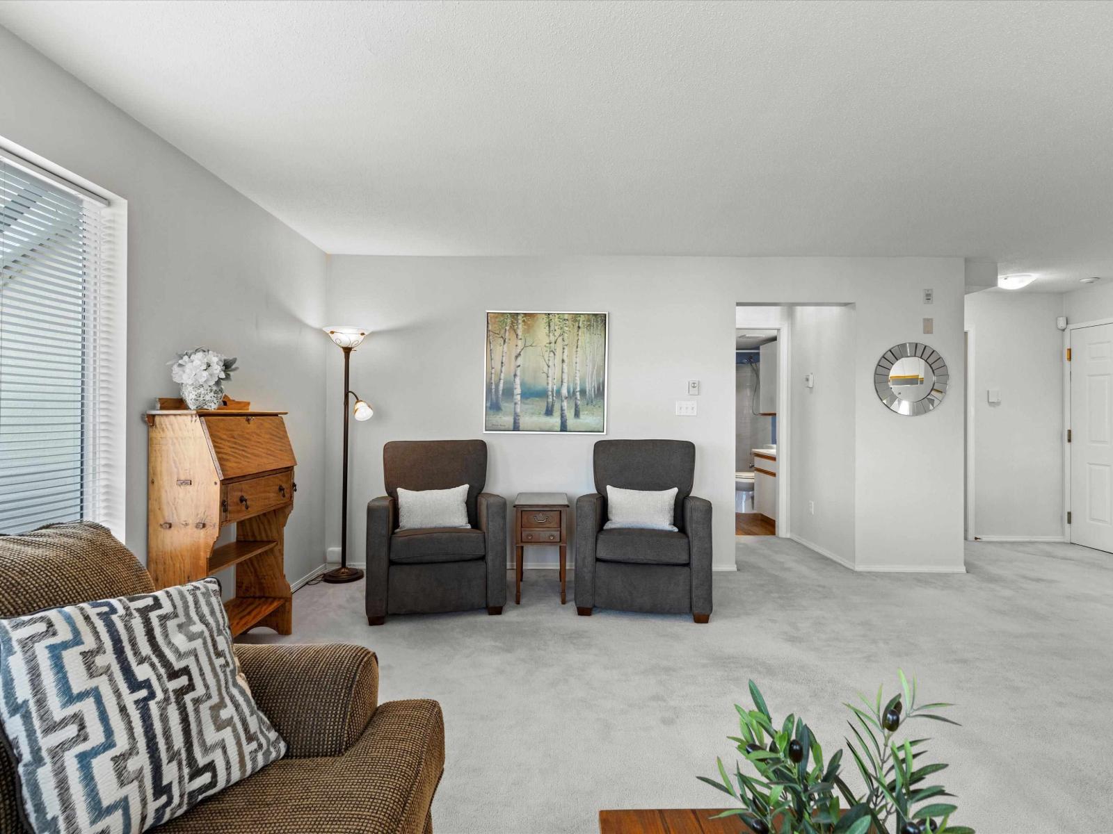 210 7651 AMBER DRIVE|Sardis West Vedder