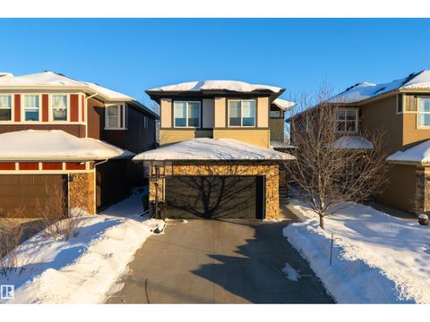 44 KENSINGTON CL Spruce Grove AB T7X0S9