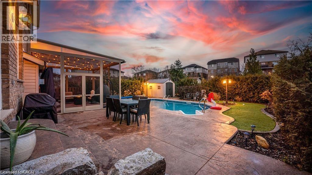 76 BLOSSOMFIELD Crescent