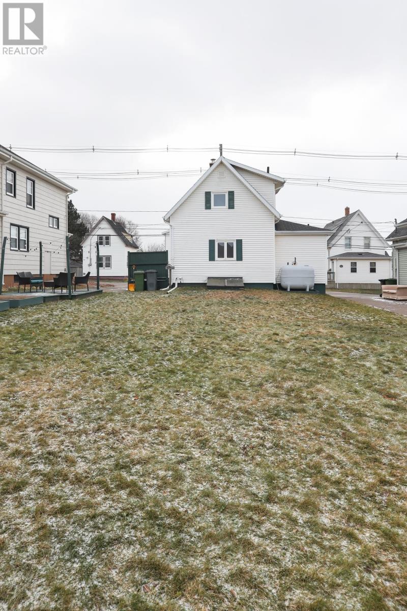 389 North Market Street