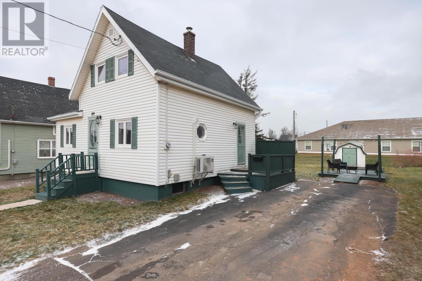 389 North Market Street