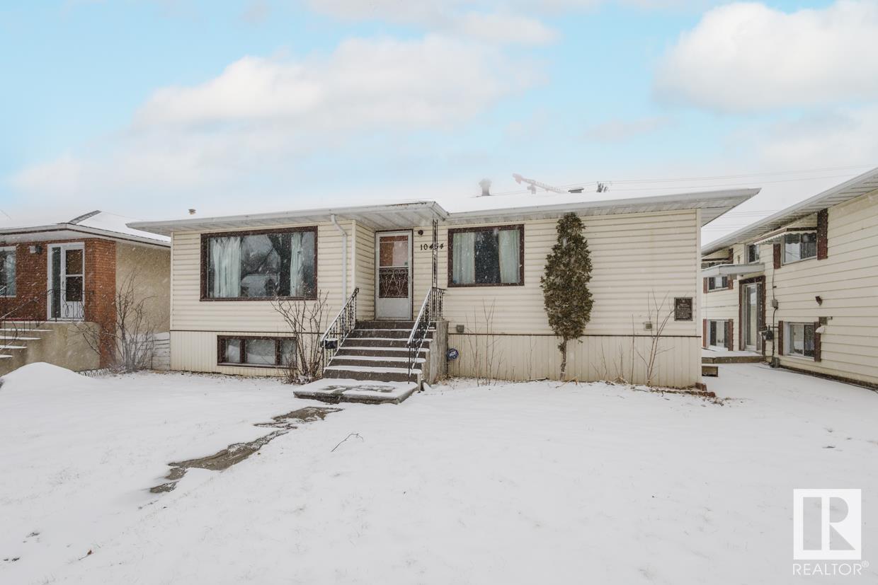 10454 78 AV NW