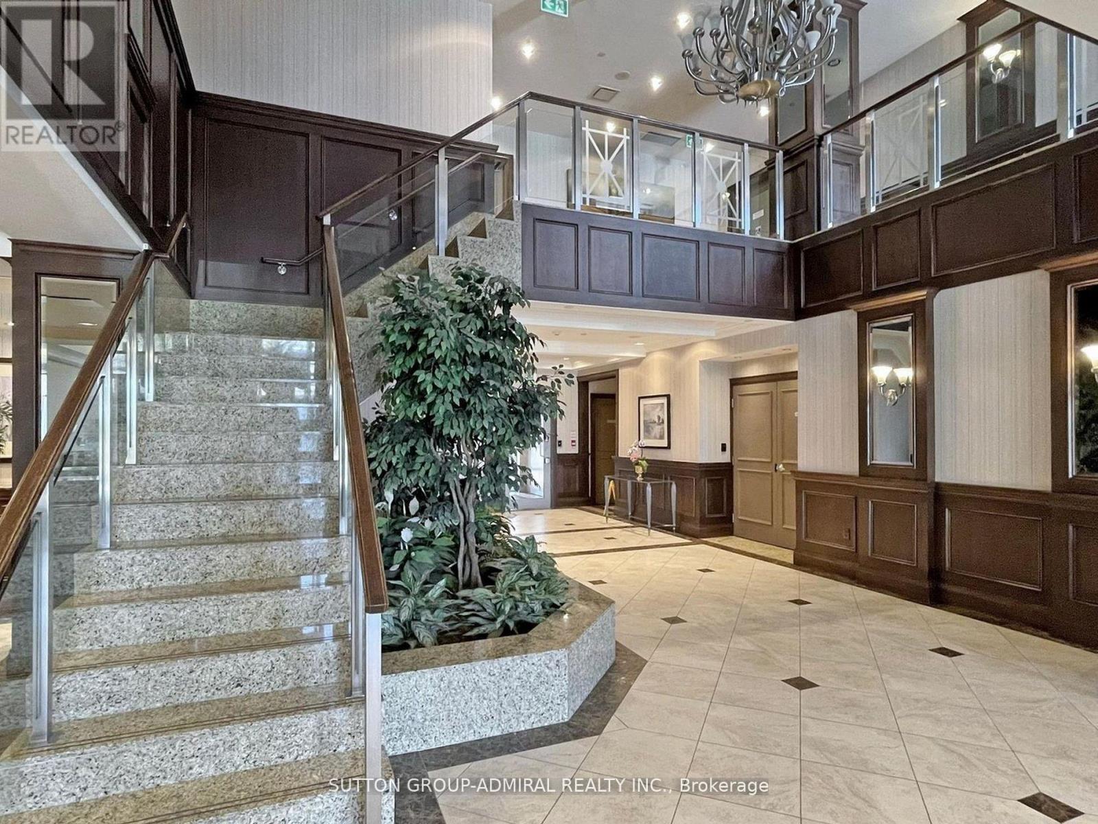 1012 - 7 NORTH PARK ROAD