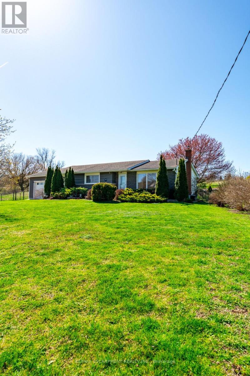258 OAKHILL DRIVE