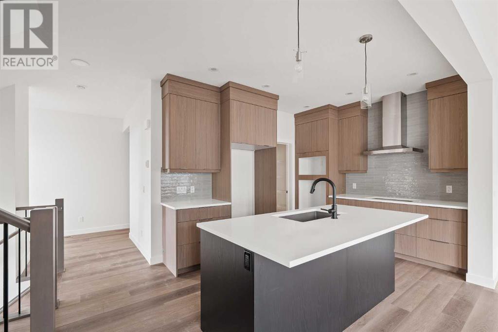 83 Silver Spruce Bay SW