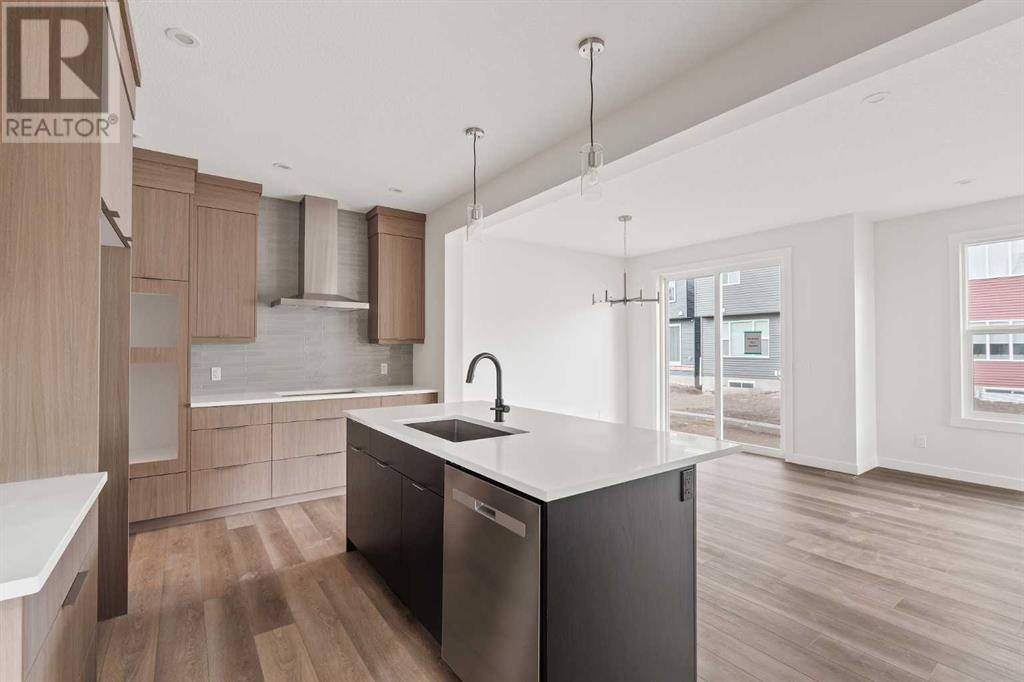 83 Silver Spruce Bay SW