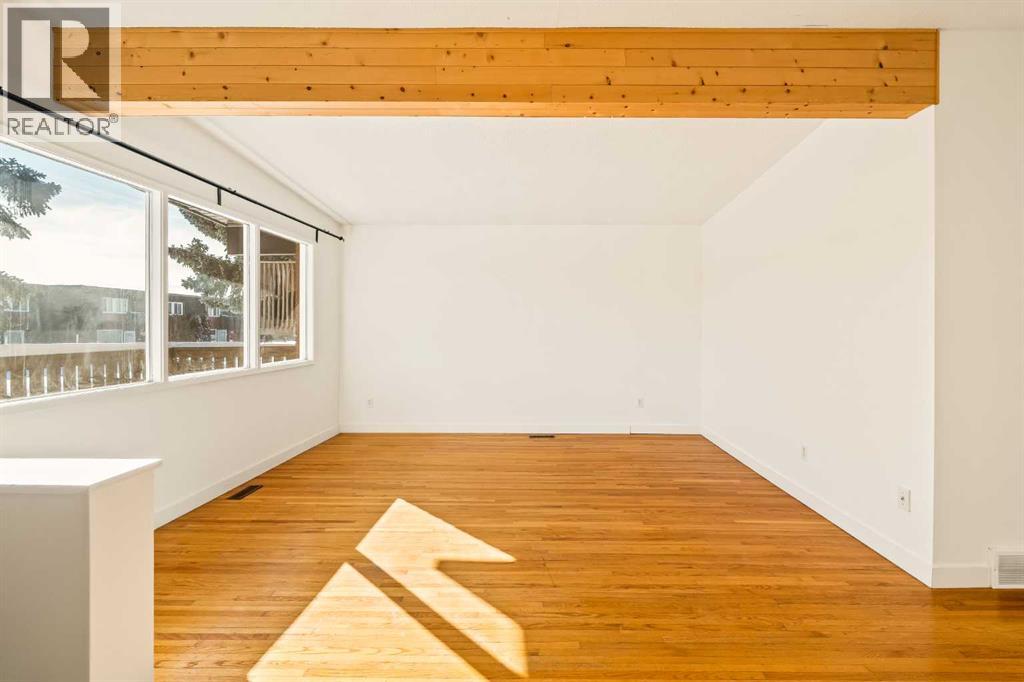 75 Galbraith Drive SW