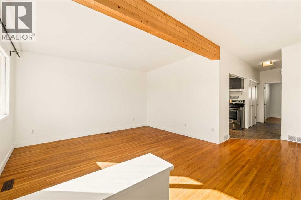 75 Galbraith Drive SW