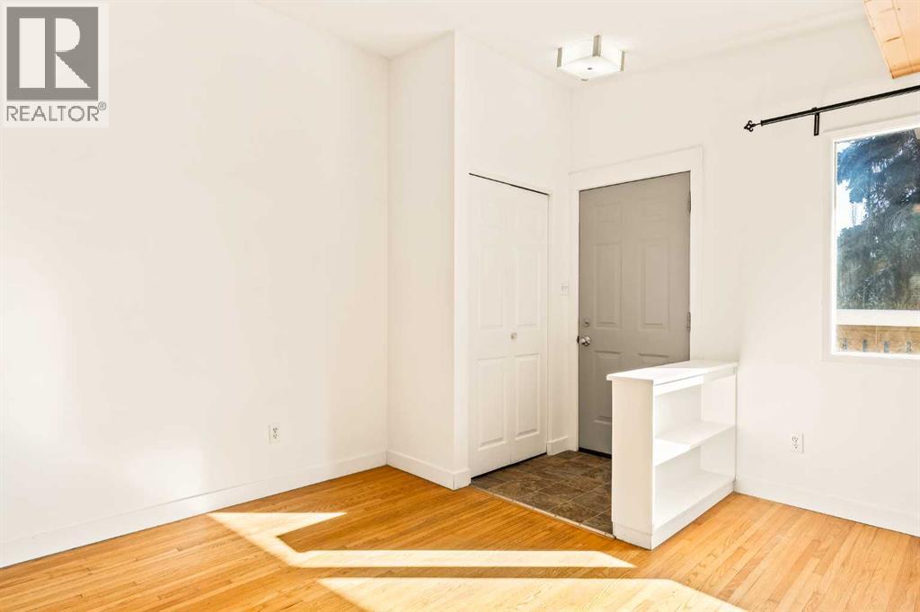 75 Galbraith Drive SW