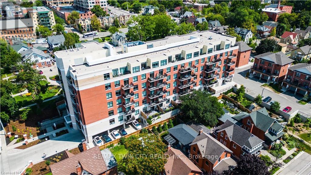 317 - 399 QUEEN STREET S