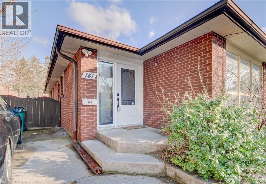 141 MOOREGATE Crescent