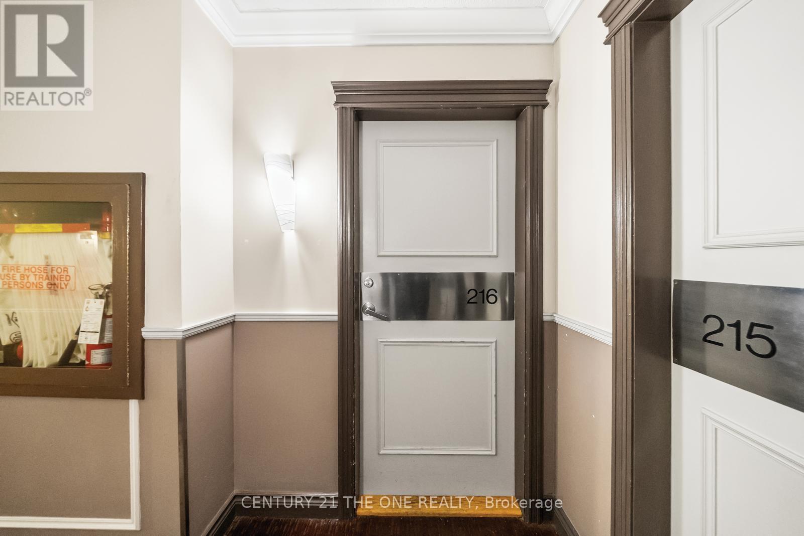 216 - 7 BISHOP AVENUE