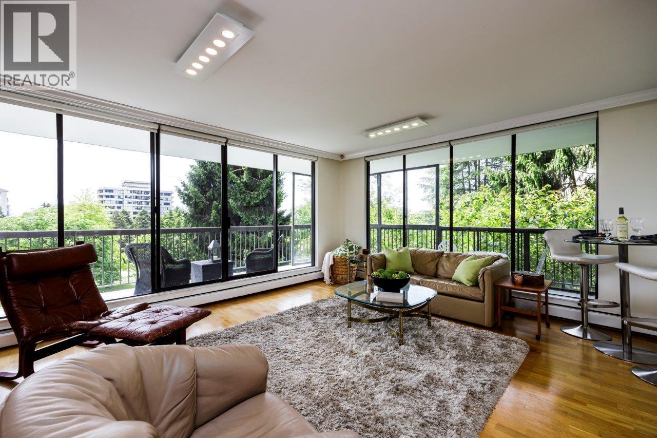 403 114 W KEITH ROAD