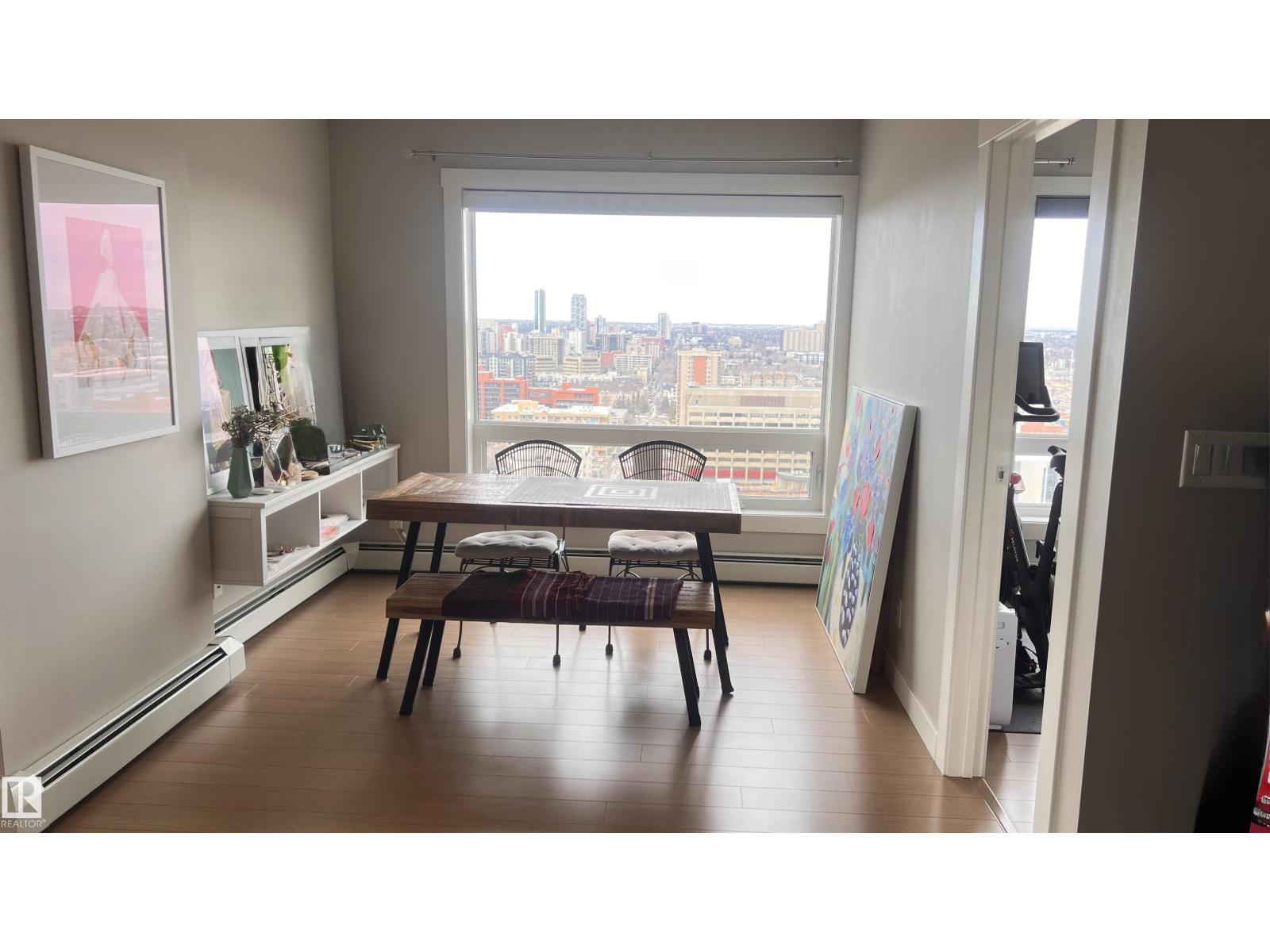 #2004 10410 102 AV NW