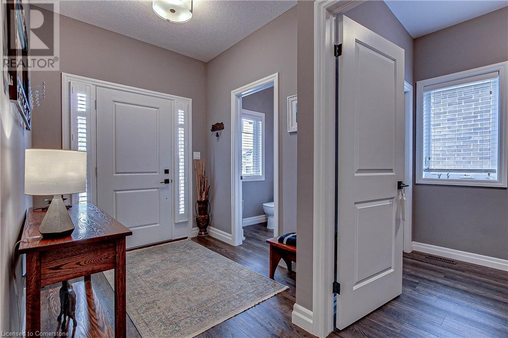 587 HAWTHORNE Place