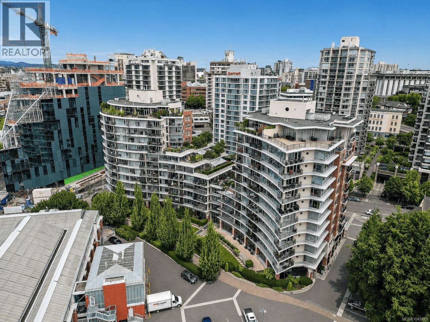 S204 737 Humboldt St