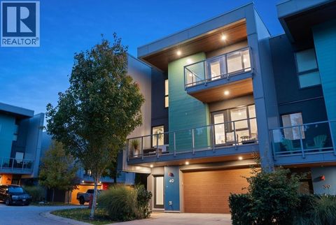 40 3596 SALAL DRIVE North Vancouver BC V7G0A9