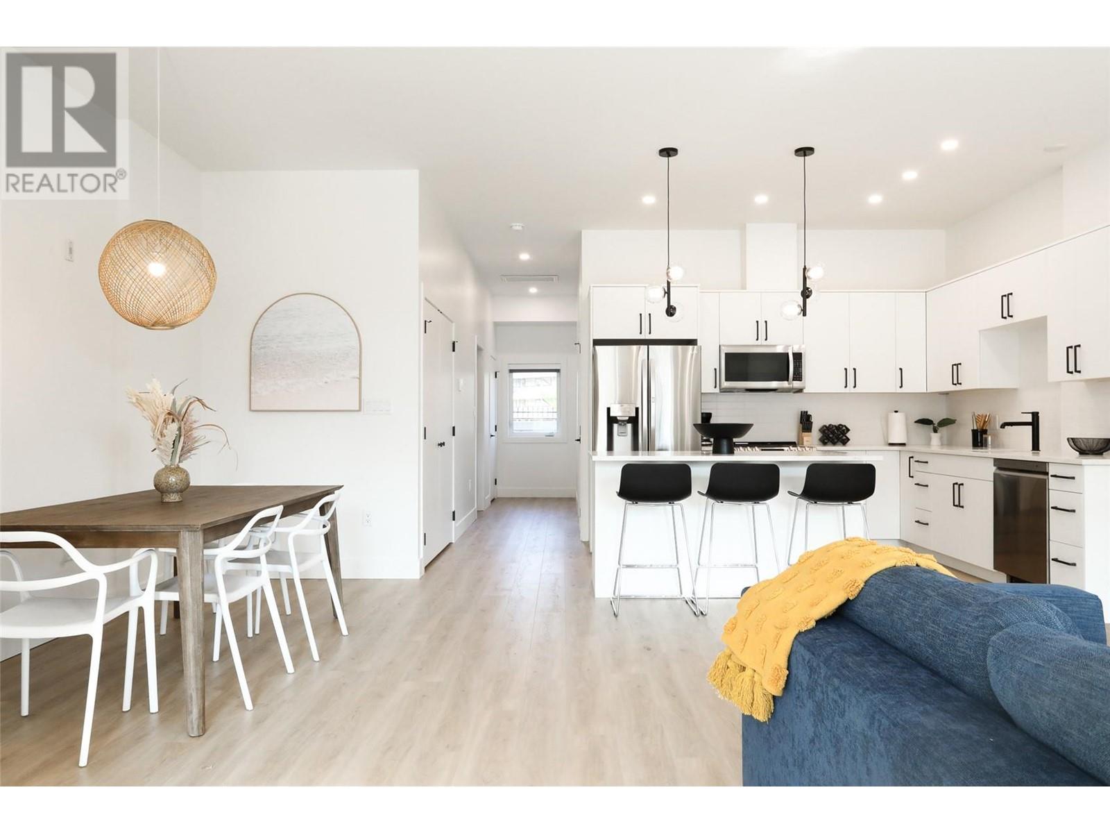 850 Railway Lane Unit# 102