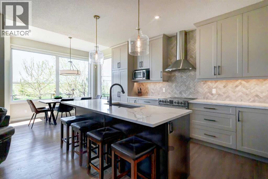 143 Cougarstone Court SW