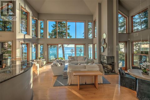 2564 Seaside Dr Sooke BC V9Z1G7