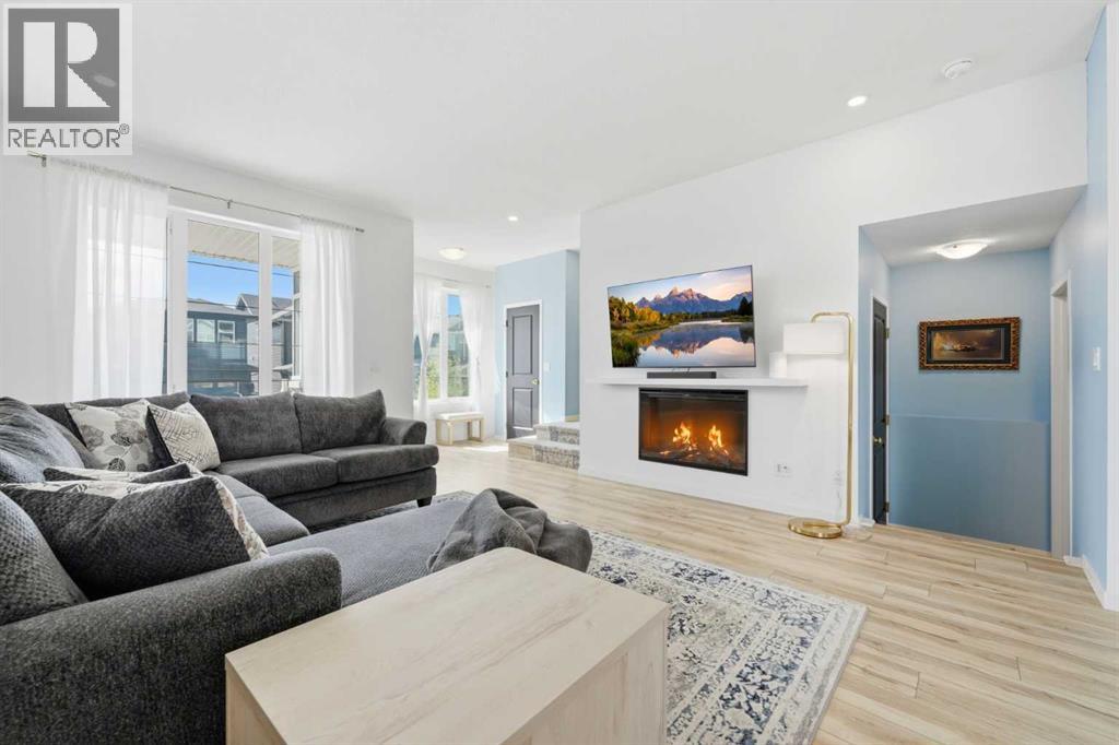 2 Birch Glen