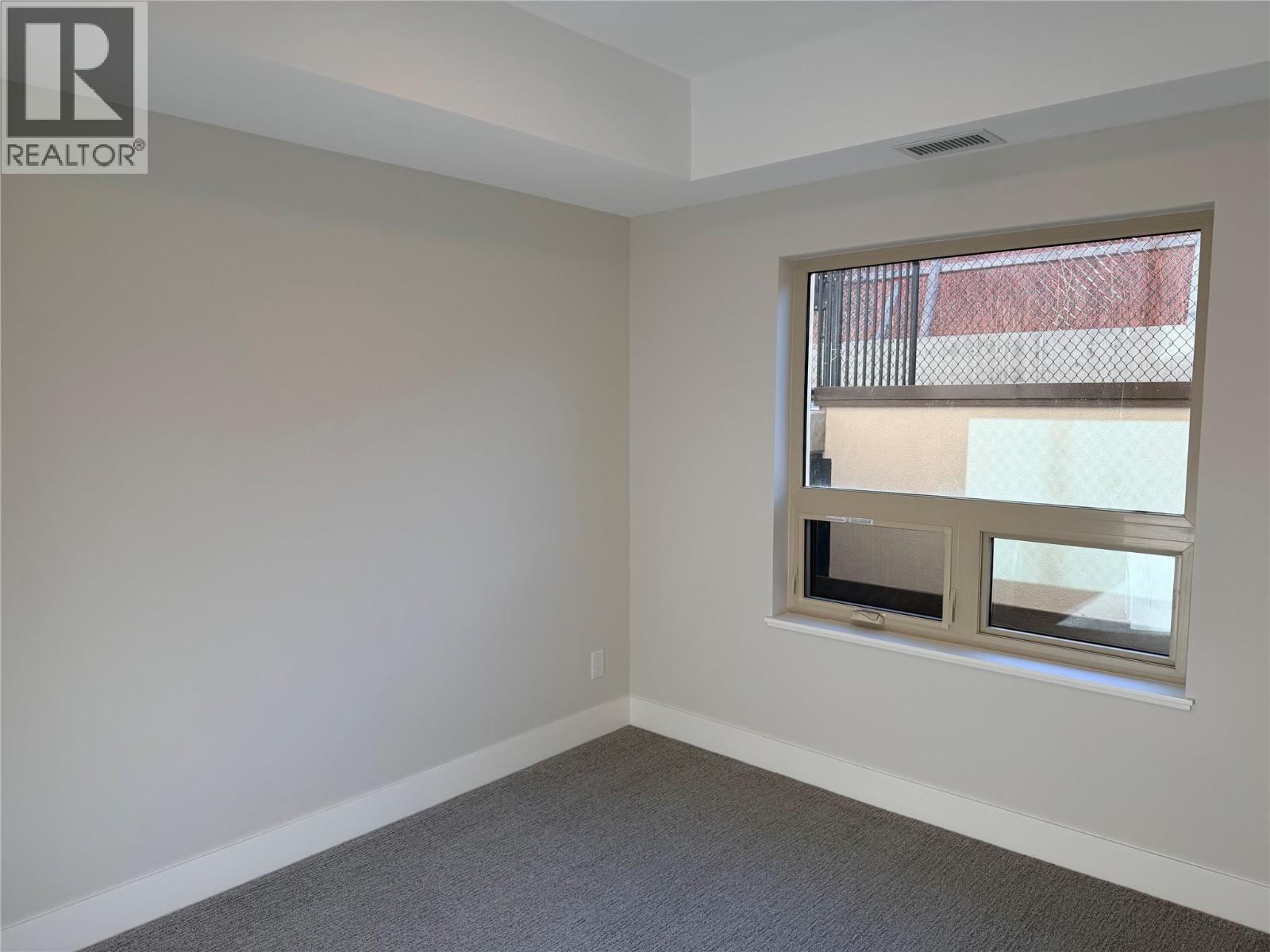 2171 Van Horne Drive Unit# 104