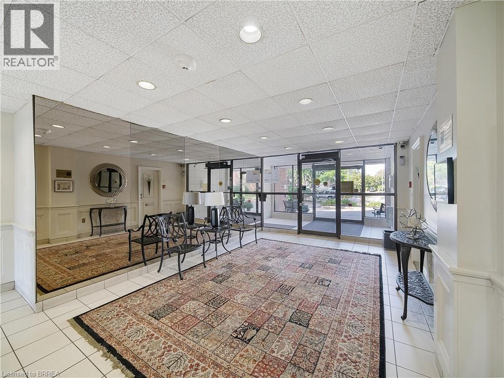 36 HAYHURST Road Unit# 301