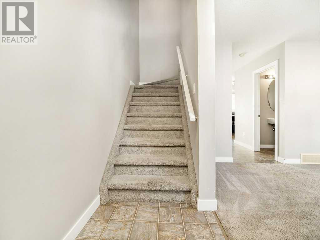 7, 221 Silkstone Road W