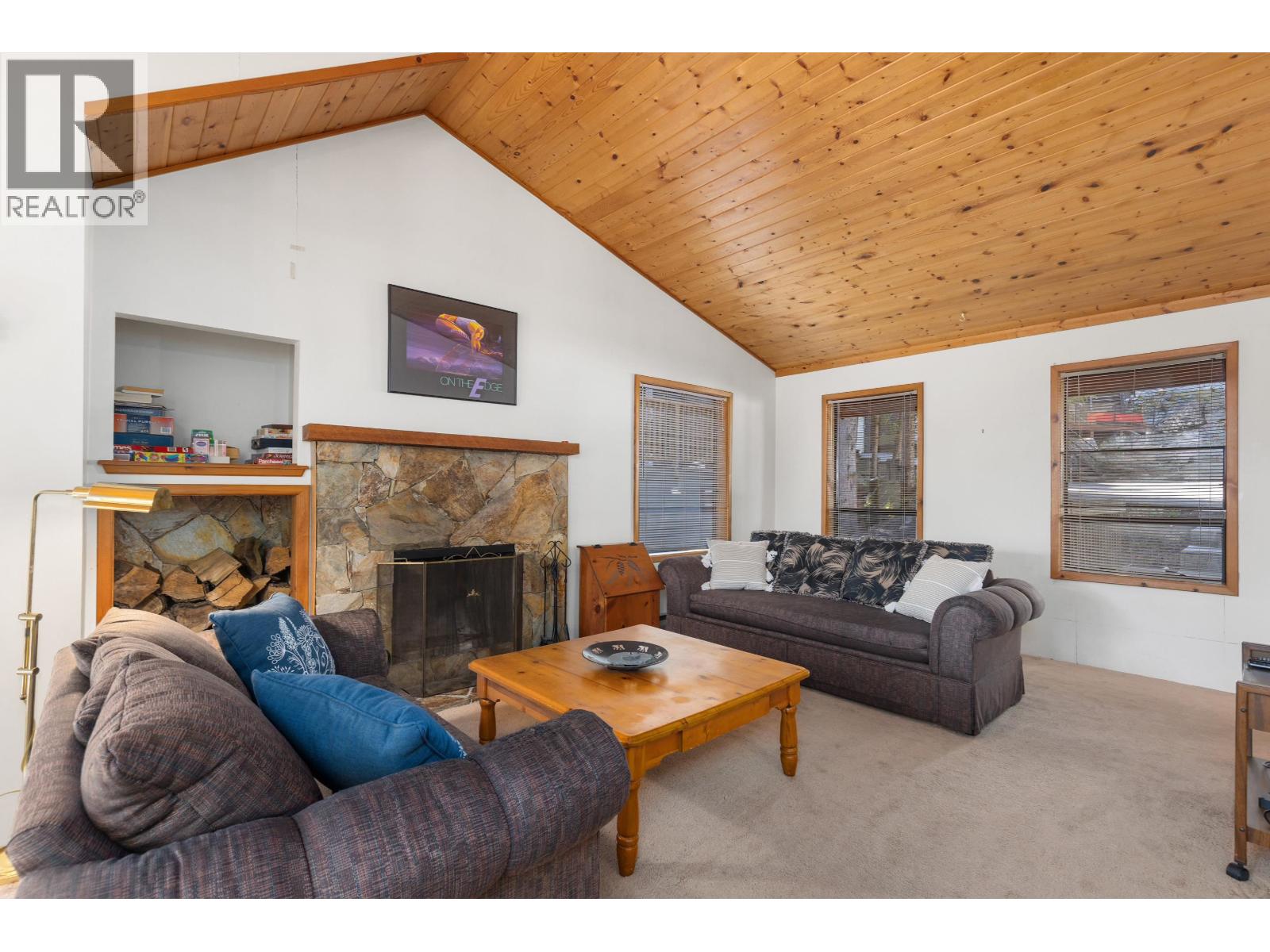 2732 SPROATT DRIVE