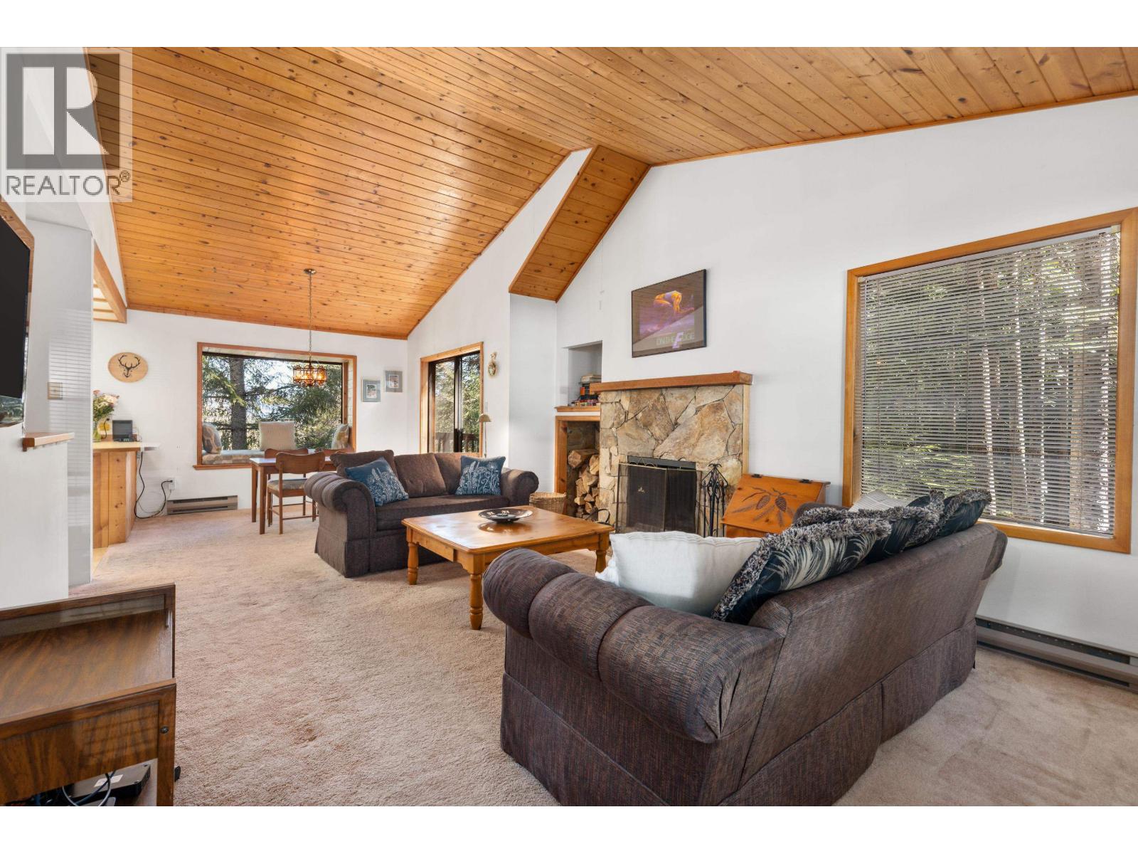 2732 SPROATT DRIVE