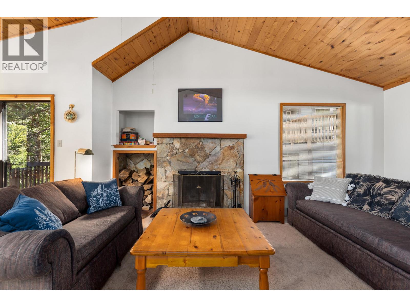 2732 SPROATT DRIVE