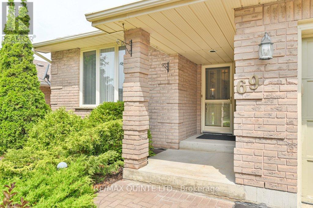 69 PARKVIEW HEIGHTS