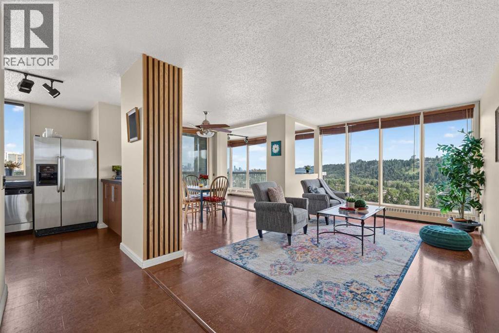 1607, 145 Point Drive NW