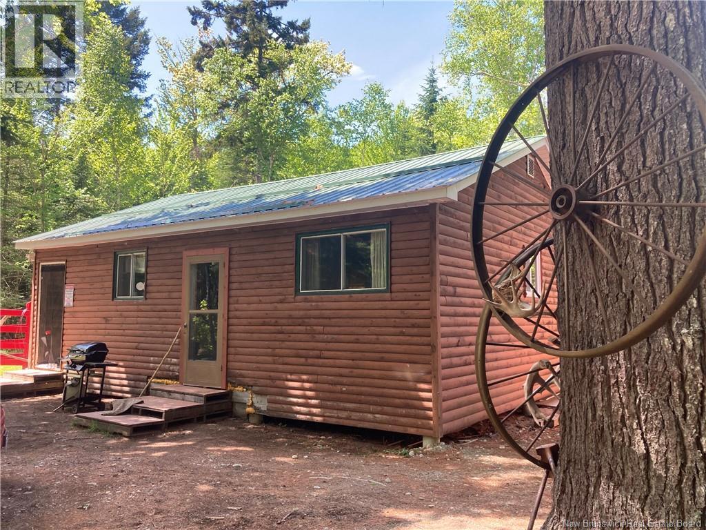 Photo 1 of 36 — 380 Adams Road, Magaguadavic Lake, NB E6K3Y4