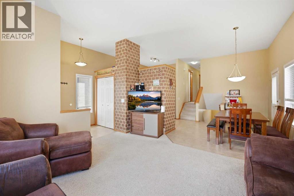 39 Saddlemont Close NE