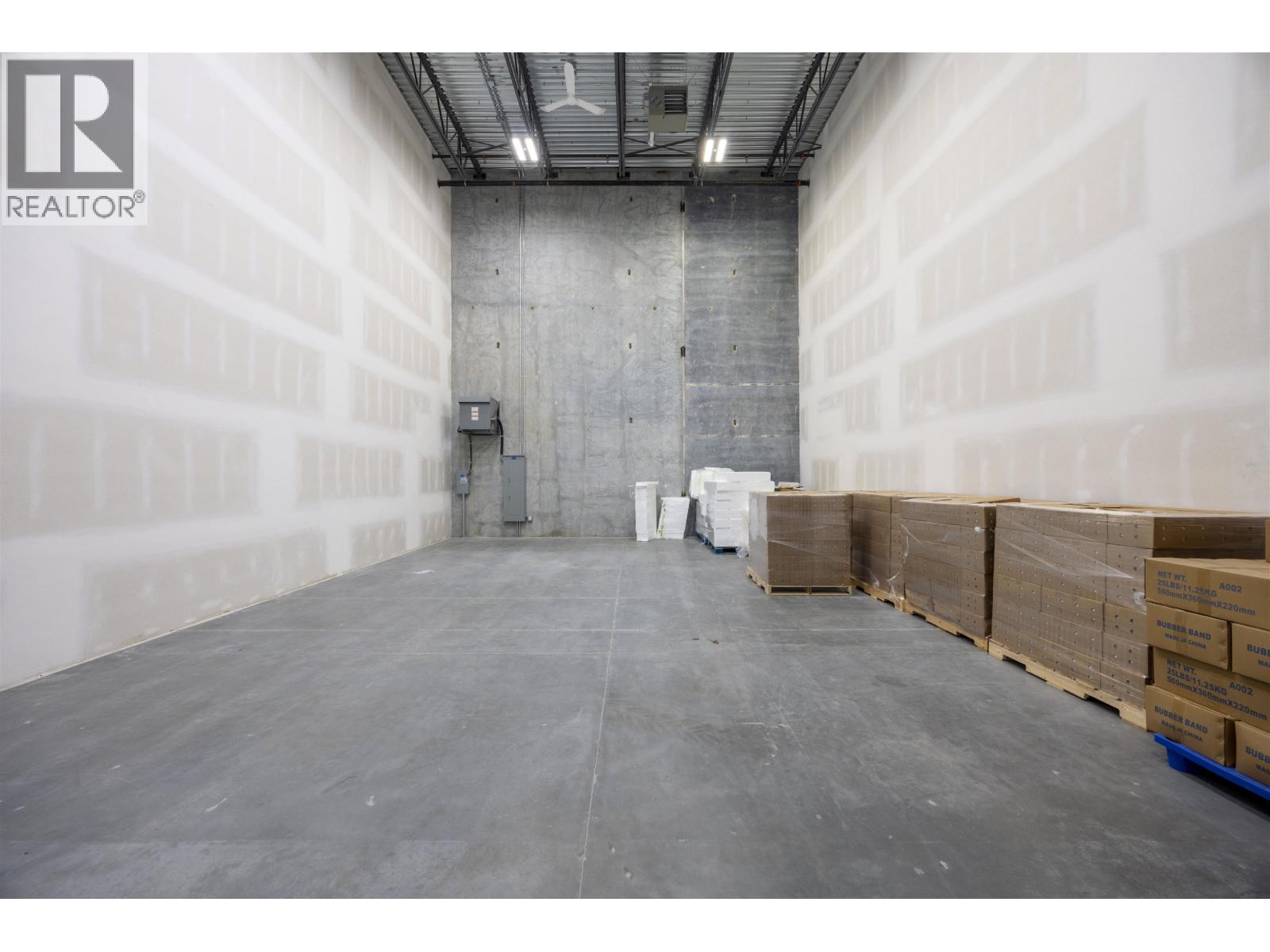 155 951 E KENT AVENUE