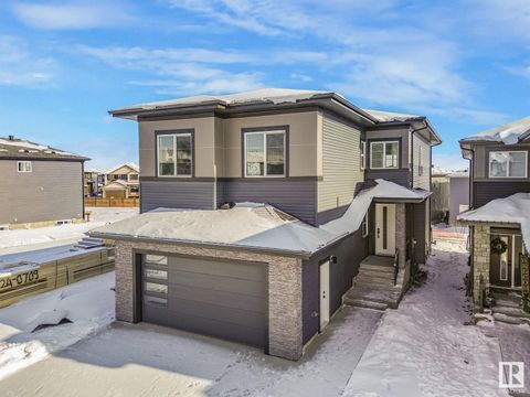 21 Cerbat CR Sherwood Park AB T8H2Z5