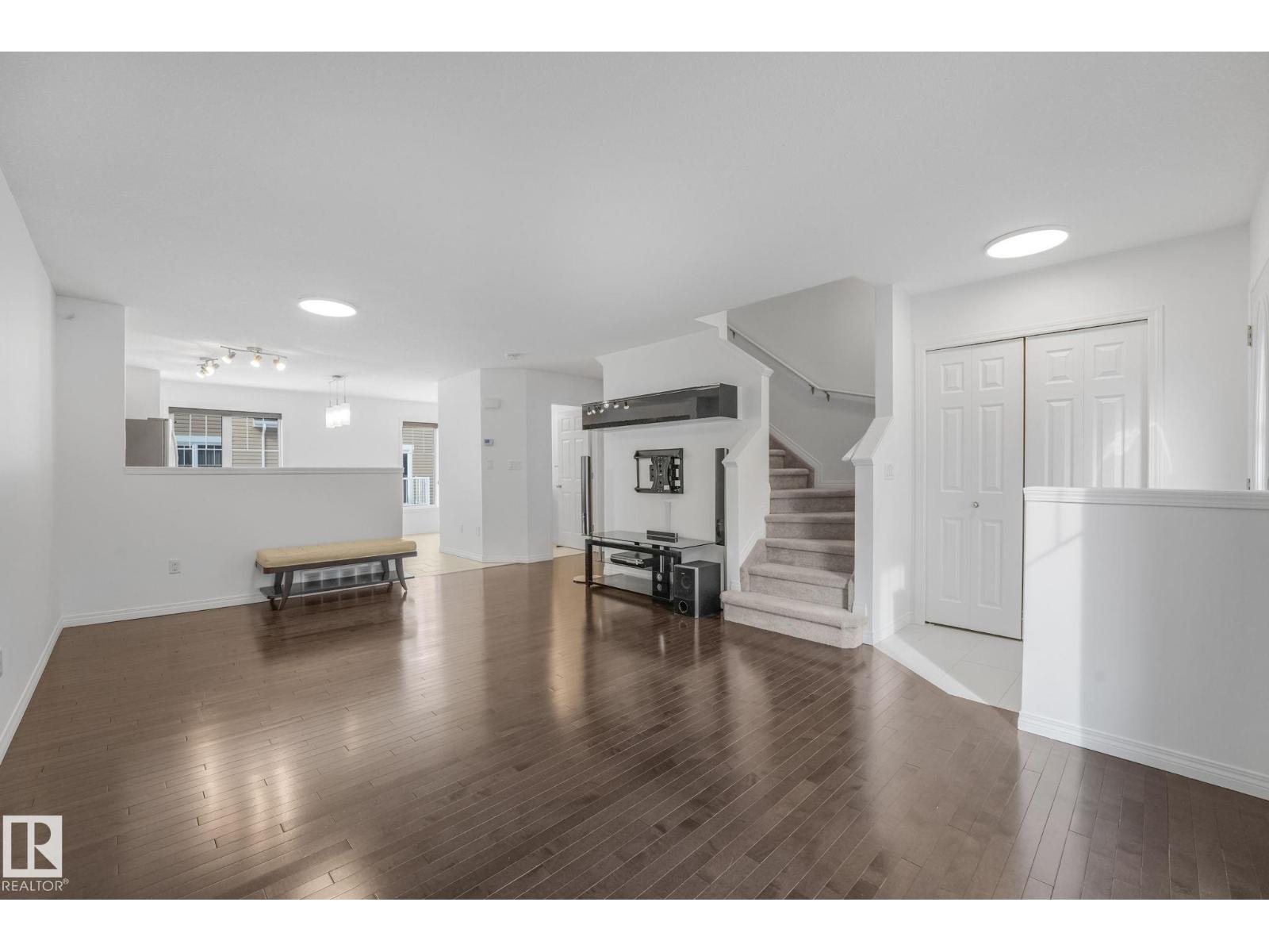 #80 1623 TOWNE CENTRE BV NW