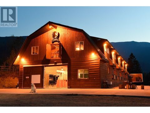 3054 HOULGRAVE Road Invermere BC V0A1K5