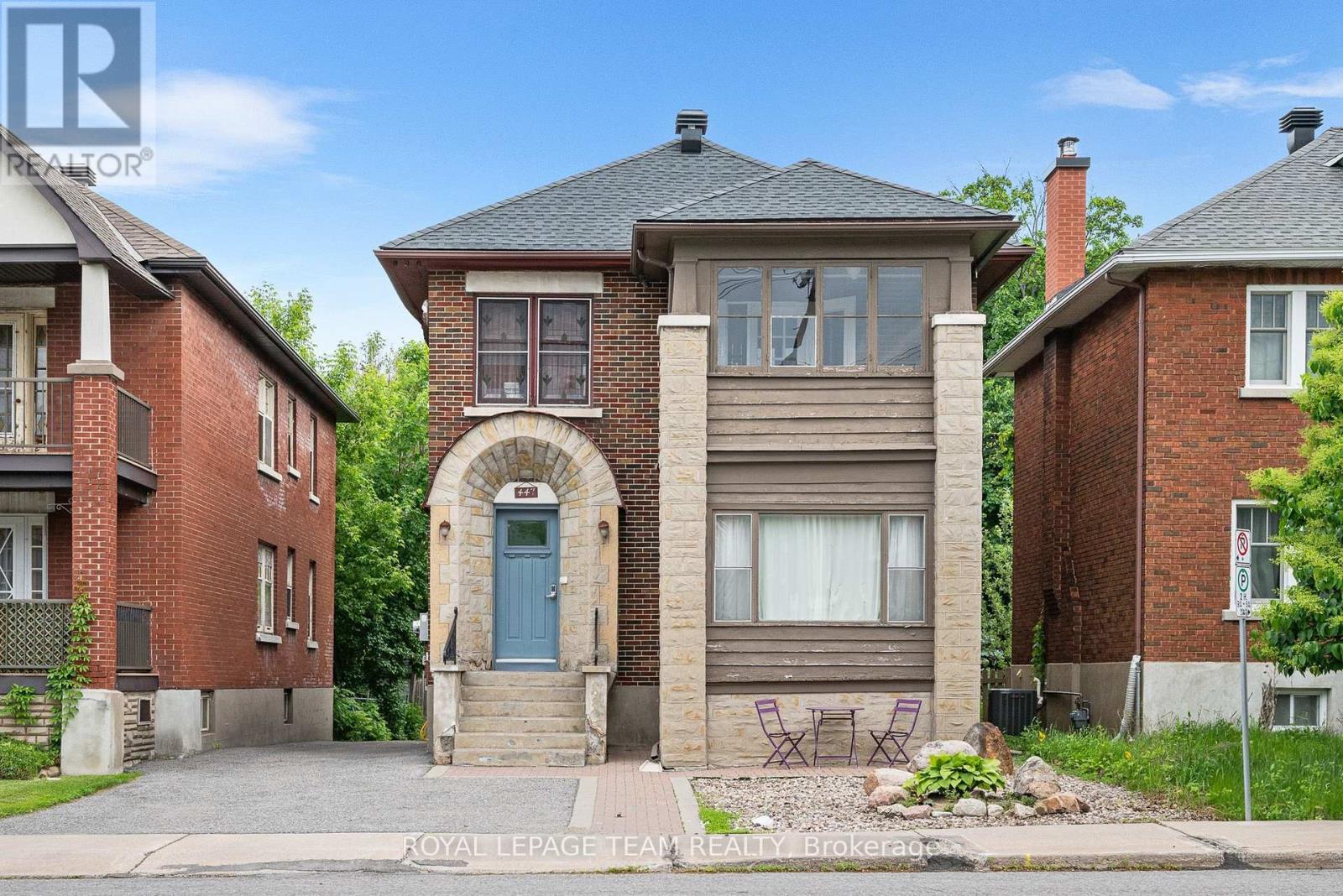 UNIT 1 - 447 HOLLAND AVENUE