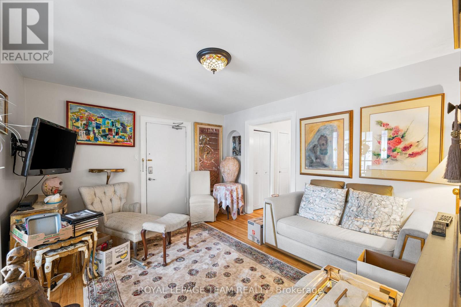 UNIT 1 - 447 HOLLAND AVENUE