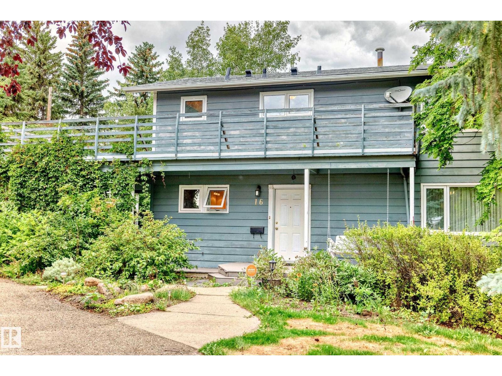16 SCARBORO PL
