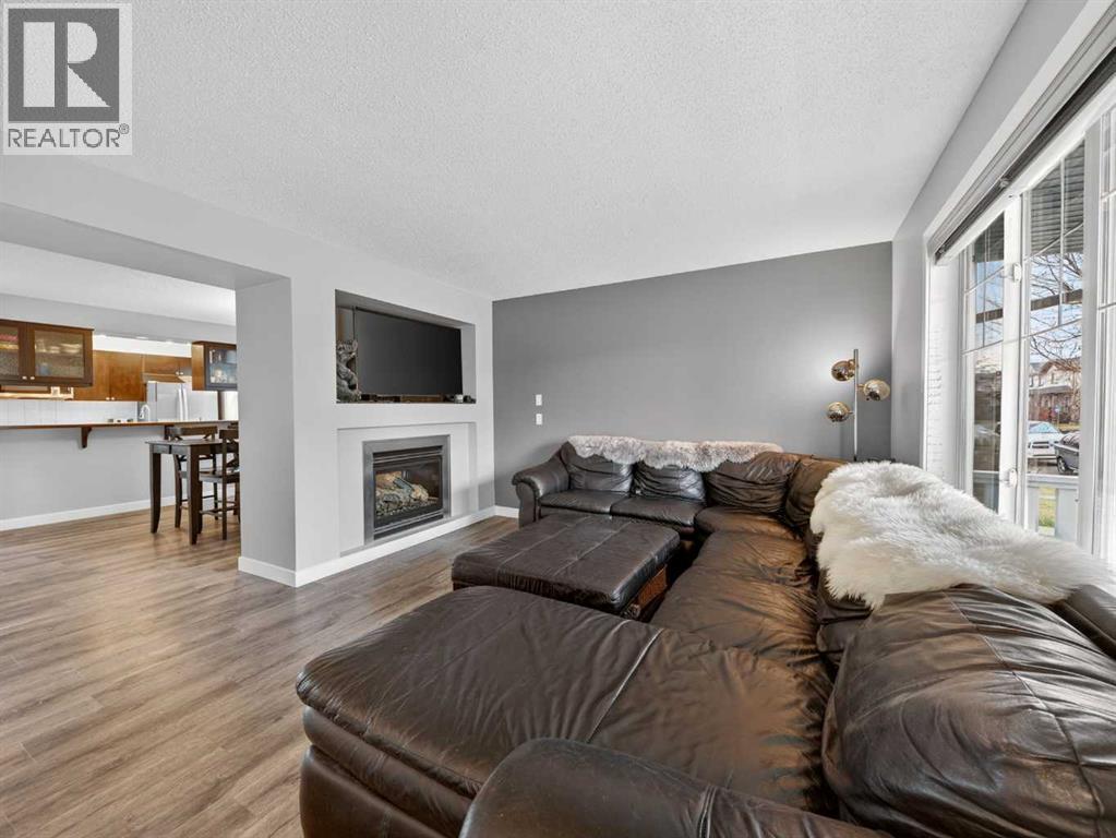 70 Bridlecrest Manor SW