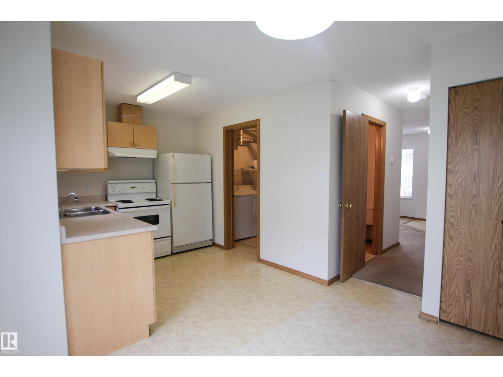 #408 610 KING ST