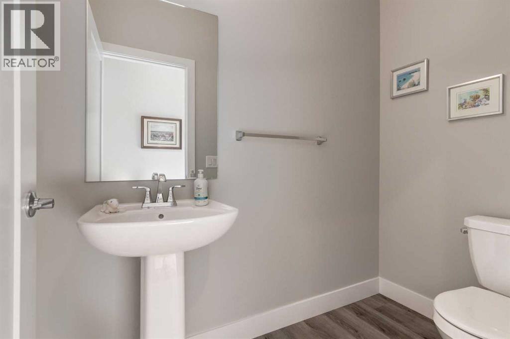 220, 20 Silverado Crest Park SW