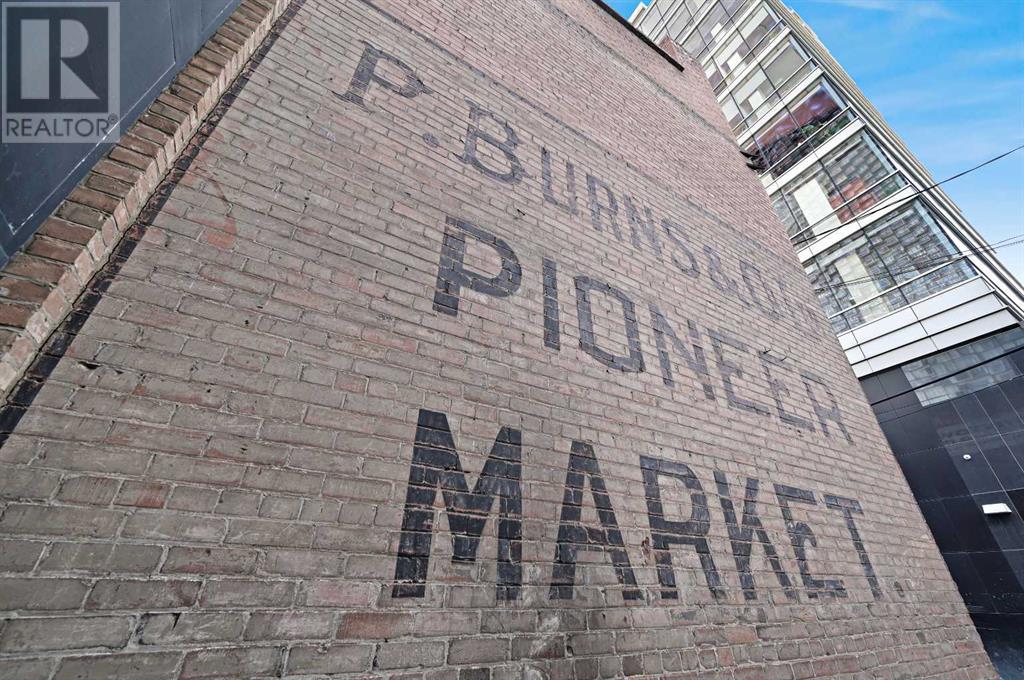 117 & 119 8 Avenue SW